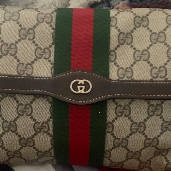 Vintage Gucci Clutch - Picture 2 of 2